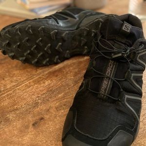Salomon Speedcross 4 Trail Shoes in Great Condition